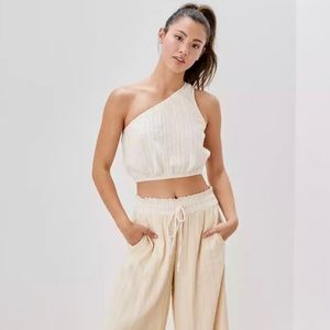 AE Cropped One-Shoulder Top Size Small